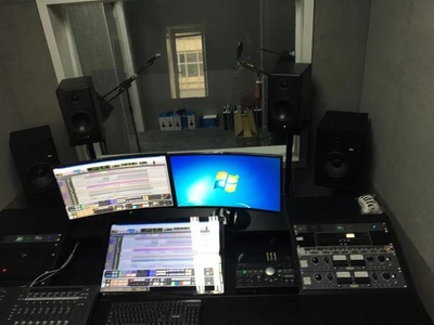 精準(zhǔn)選型，優(yōu)質(zhì)錄音 小錄音棚、學(xué)校錄音棚與演播室設(shè)備配置全攻略